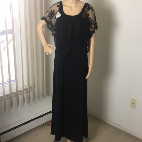 laura couture Dresses & Skirts - Vintage Laura Couture dress with beads and…